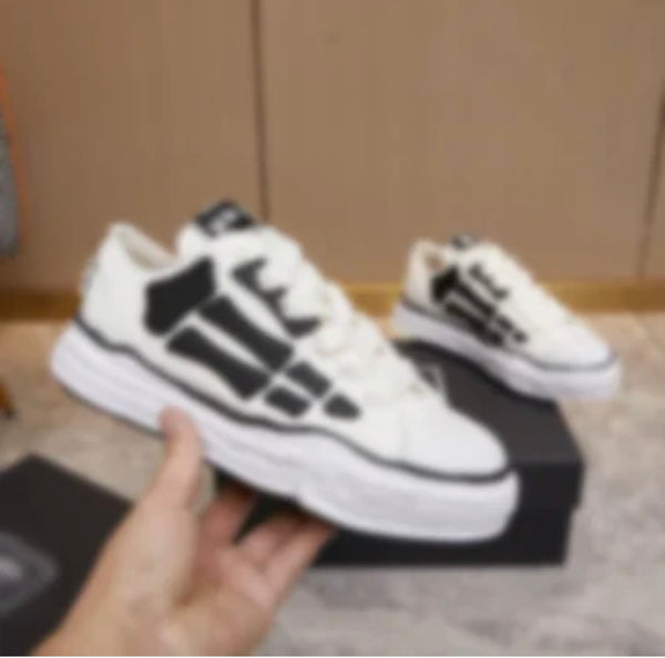 AM10000