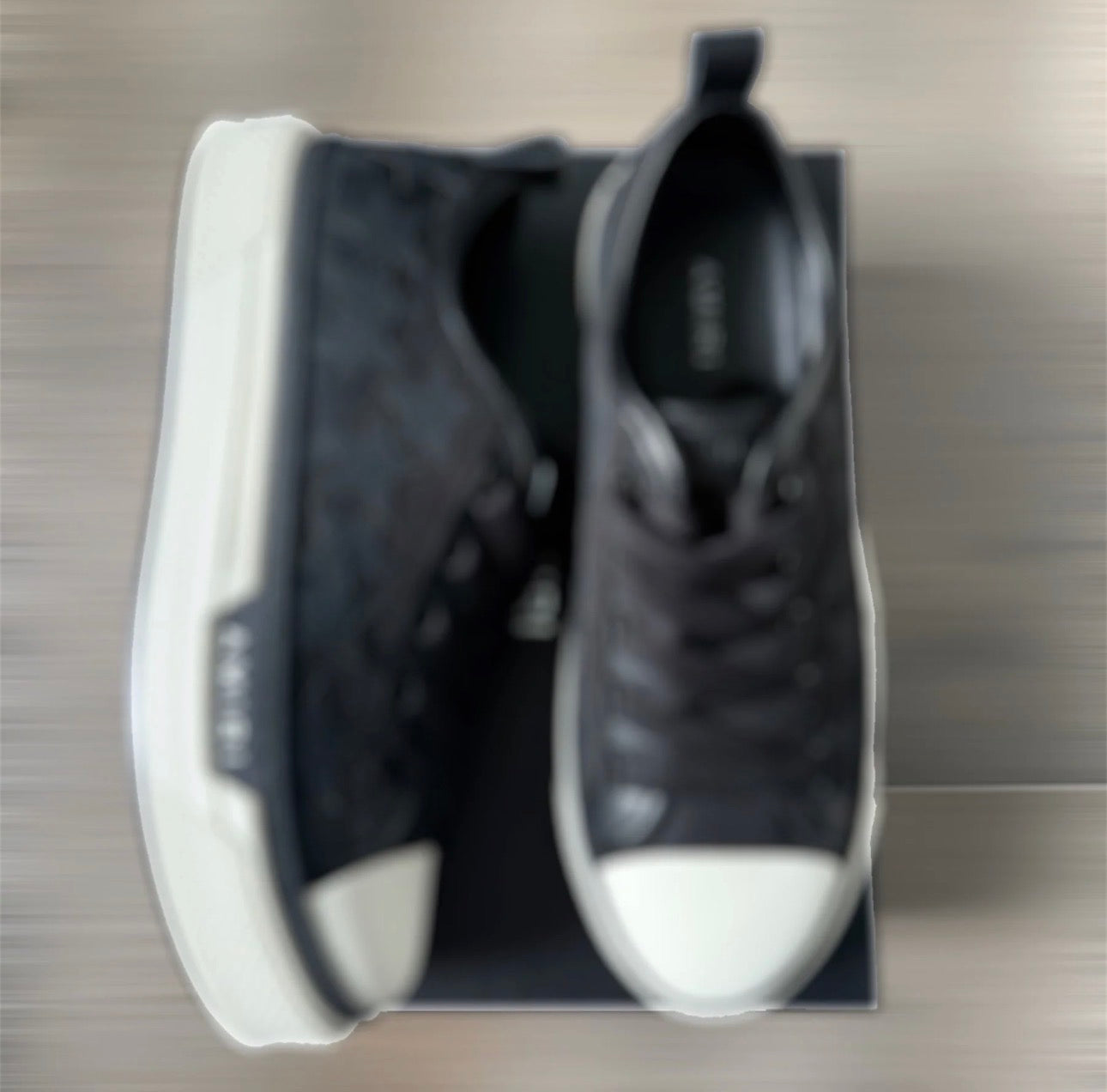 AM10000b