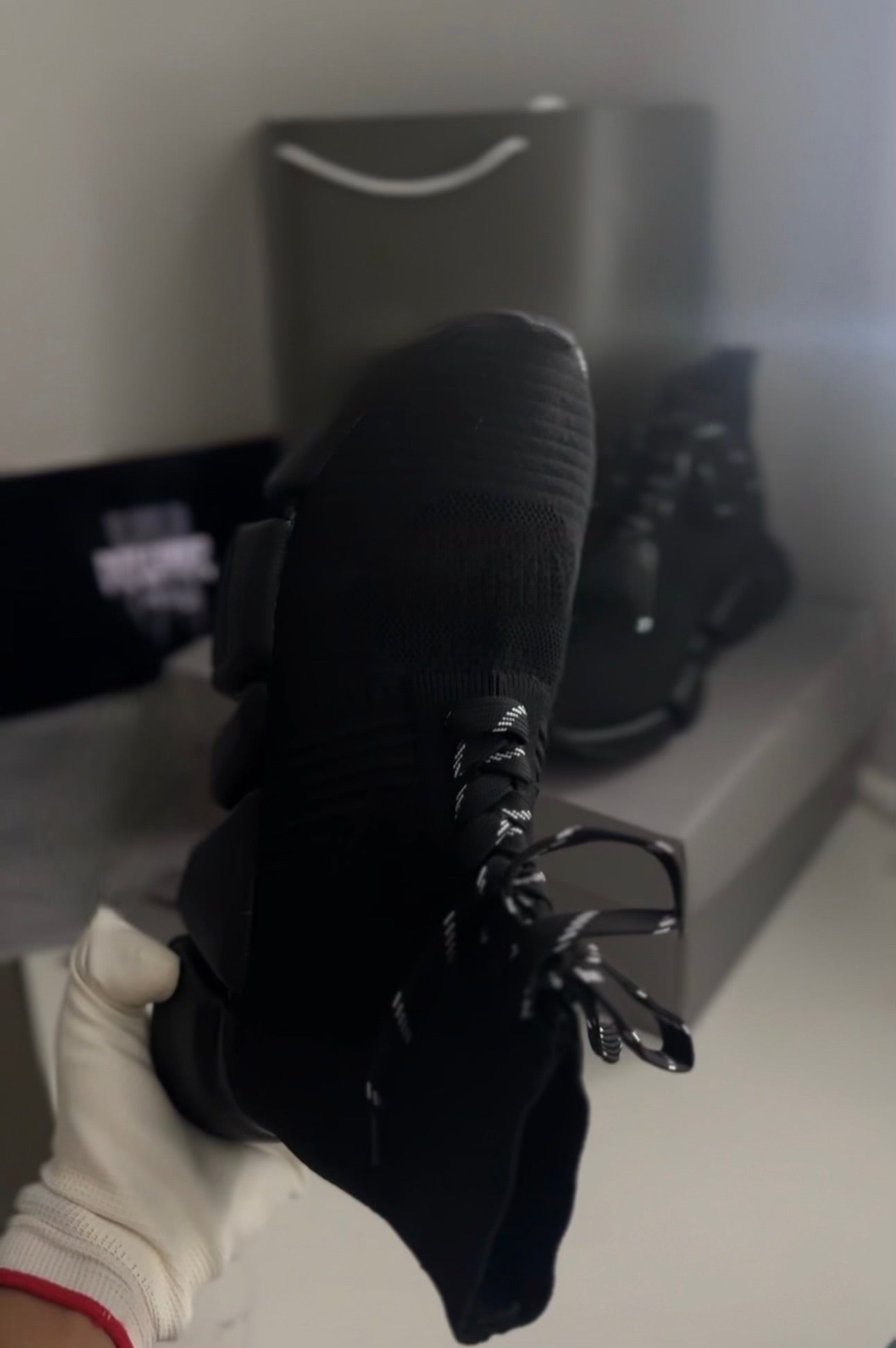 BB2000000
